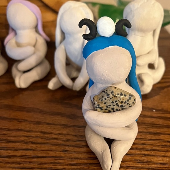 Meet your Posher, Laura - Picture 1 of 1